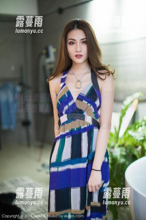 IMiss爱蜜社-夏笑笑Summer IMiss爱蜜社 - 夏笑笑Summer在短裤里的美图更新,就像阳光照进了冰箱,清凉一夏!