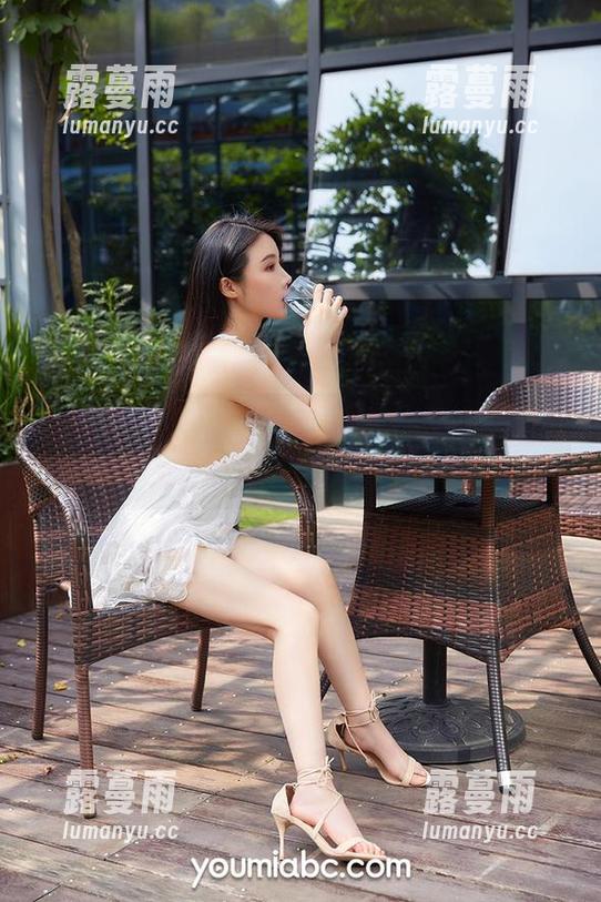 YouMi尤蜜荟-合法萝莉 YouMi尤蜜荟 - 合法萝莉全套厨娘图包,保证让你在厨房里乐开怀