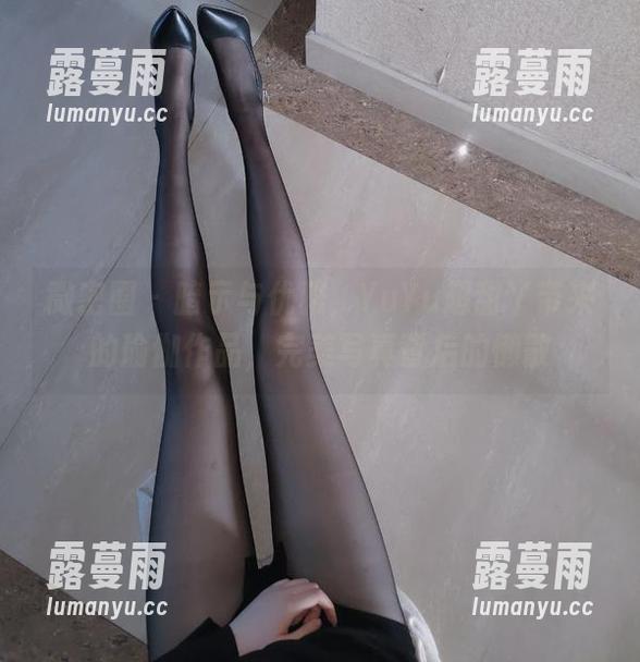 YuYu超甜丫 微密圈 - 暗示与优雅,YuYu超甜丫带来的瑜伽作品,完美写真背后的懒散
