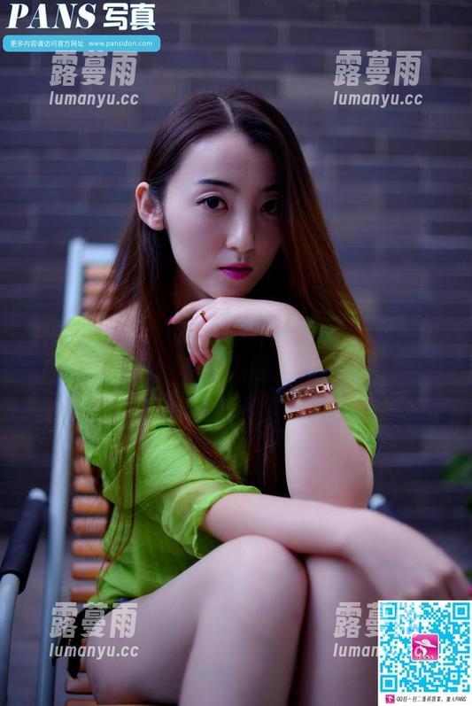 pans - 卡卡的眼镜照，完全无圣光，想看真人版？