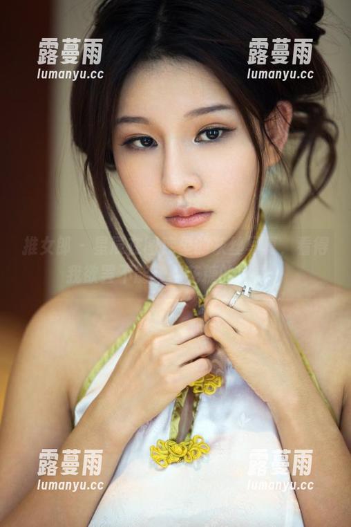 推女郎-星辰 推女郎 - 星辰在图库里的灰丝写真,看得我欲罢不能,棉花糖的感觉…