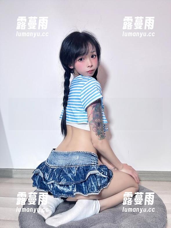 微密圈 - 在线上看，聂傲娇的白裙撩人又有些不屑。
